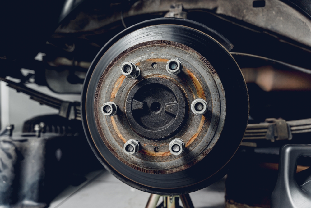 Replacing,Spare,Parts,On,A,Disassembled,Car,In,A,Car